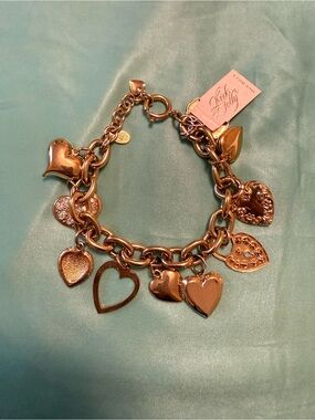 NWT Kirks Folly Heart Charm Bracelet
